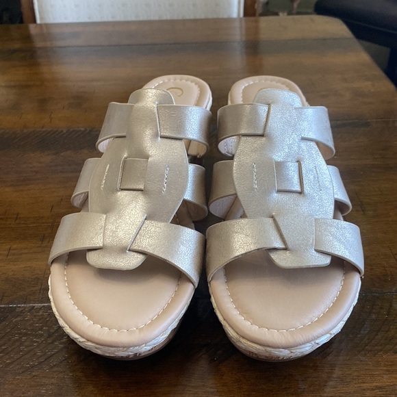 Cato Sandals - Picture 2 of 6